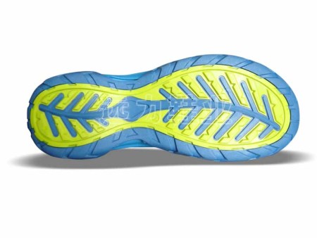 火狐电竞app下载：网红孙允珠穿橙色连衣裙性感而优雅高跟凉鞋更显身材修长！